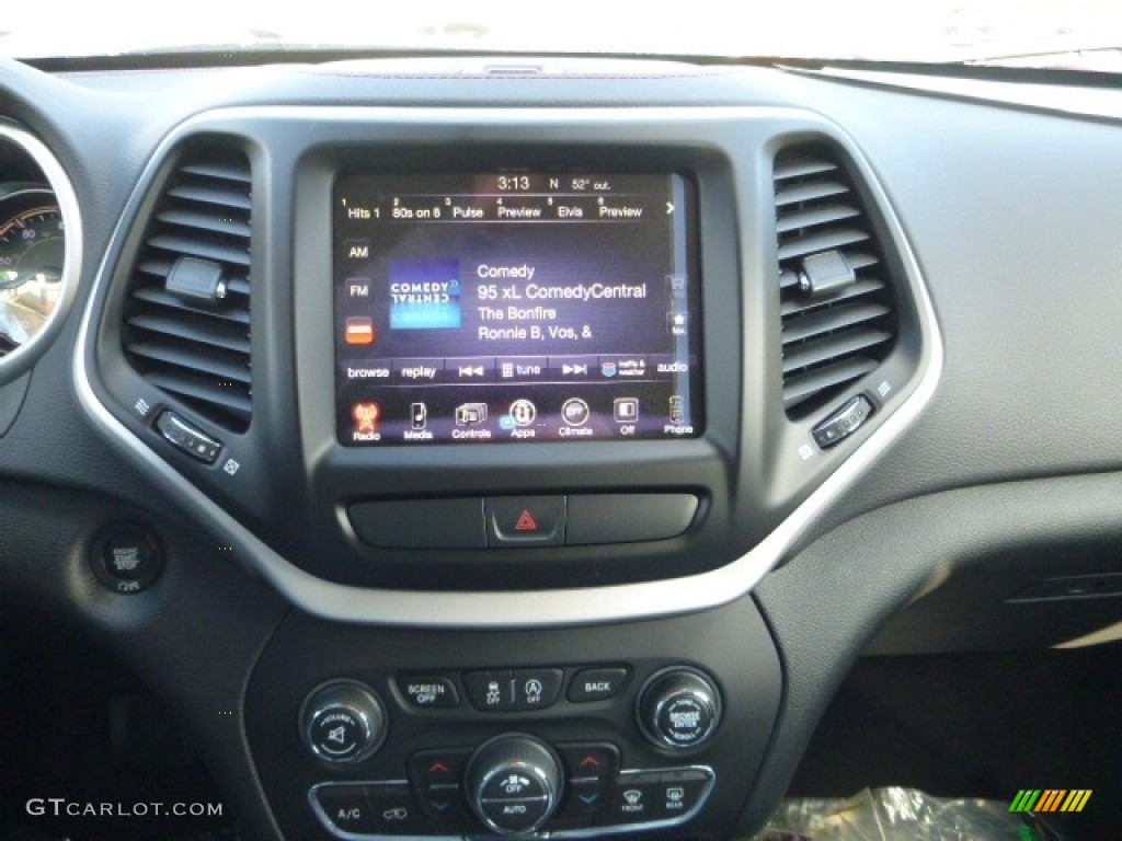 2017 Jeep Cherokee Trailhawk 4x4 Controls Photo #116834335