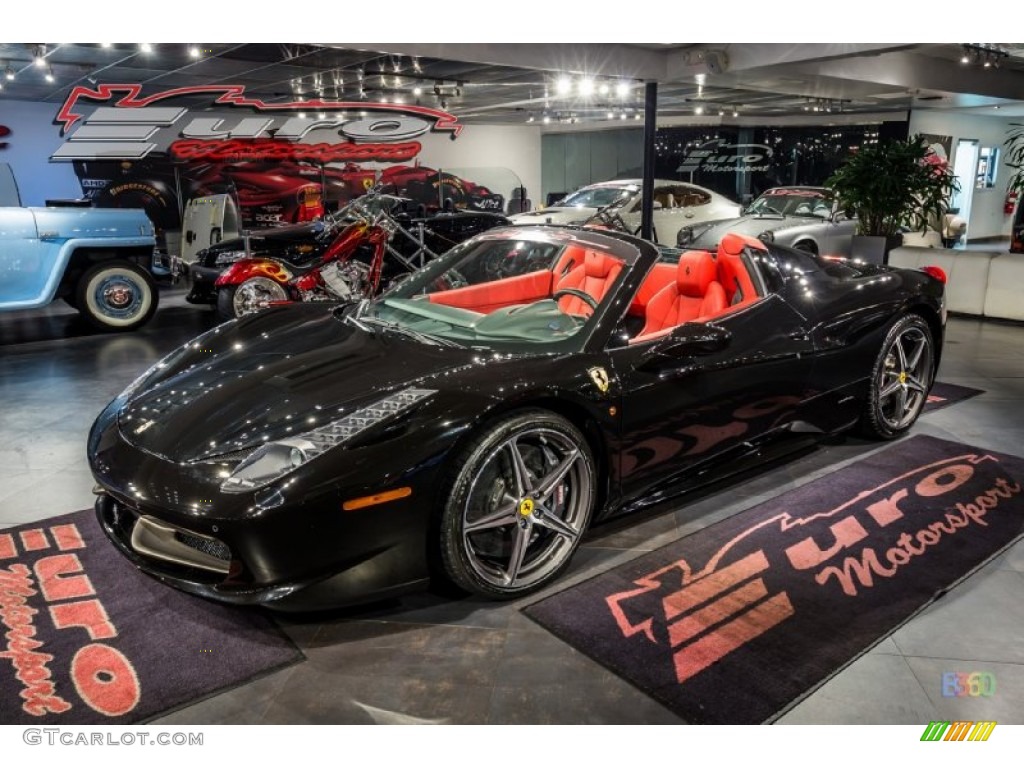 2013 458 Spider - Nero Daytona (Black Metallic) / Rosso photo #1