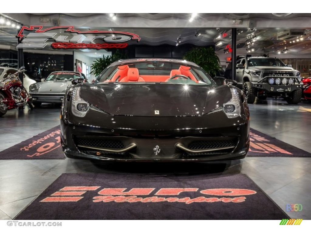2013 458 Spider - Nero Daytona (Black Metallic) / Rosso photo #3
