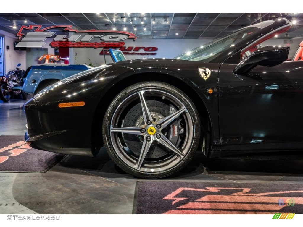 2013 458 Spider - Nero Daytona (Black Metallic) / Rosso photo #22