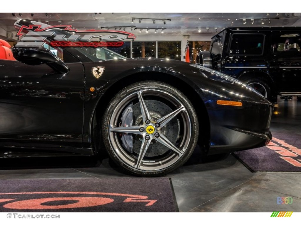 2013 458 Spider - Nero Daytona (Black Metallic) / Rosso photo #25