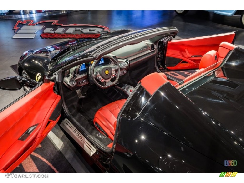 2013 458 Spider - Nero Daytona (Black Metallic) / Rosso photo #47