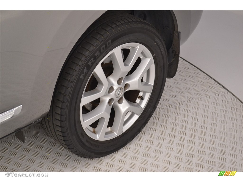 2011 Rogue SV - Gotham Gray Metallic / Black photo #10