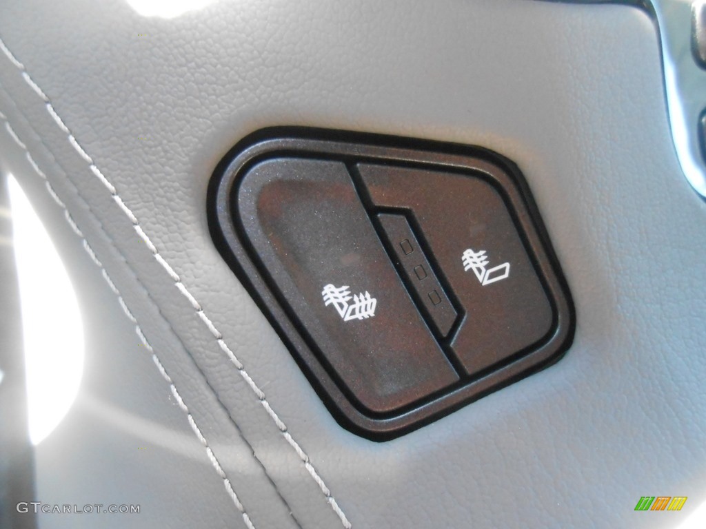 2017 Chevrolet Tahoe LT 4WD Controls Photo #116836769