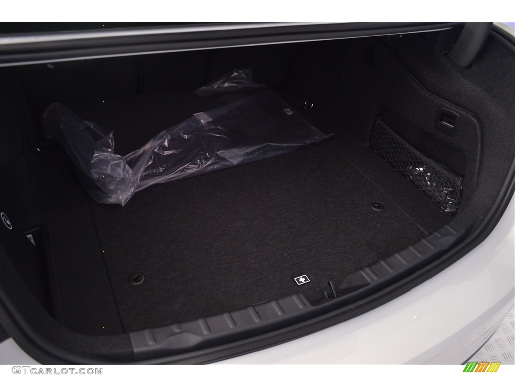 2017 3 Series 330e iPerfomance Sedan - Alpine White / Black photo #10