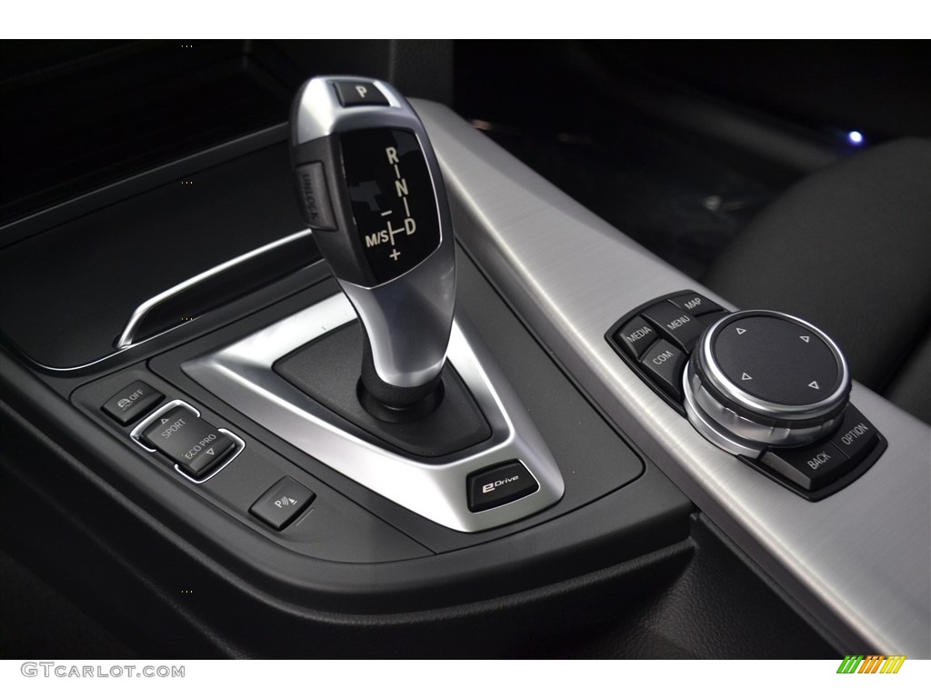2017 3 Series 330e iPerfomance Sedan - Alpine White / Black photo #12