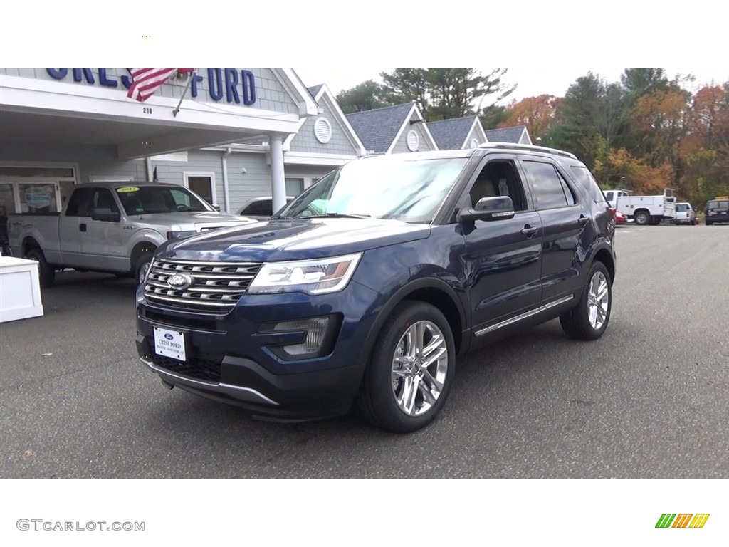 2017 Explorer XLT 4WD - Blue Jeans / Medium Light Camel photo #3