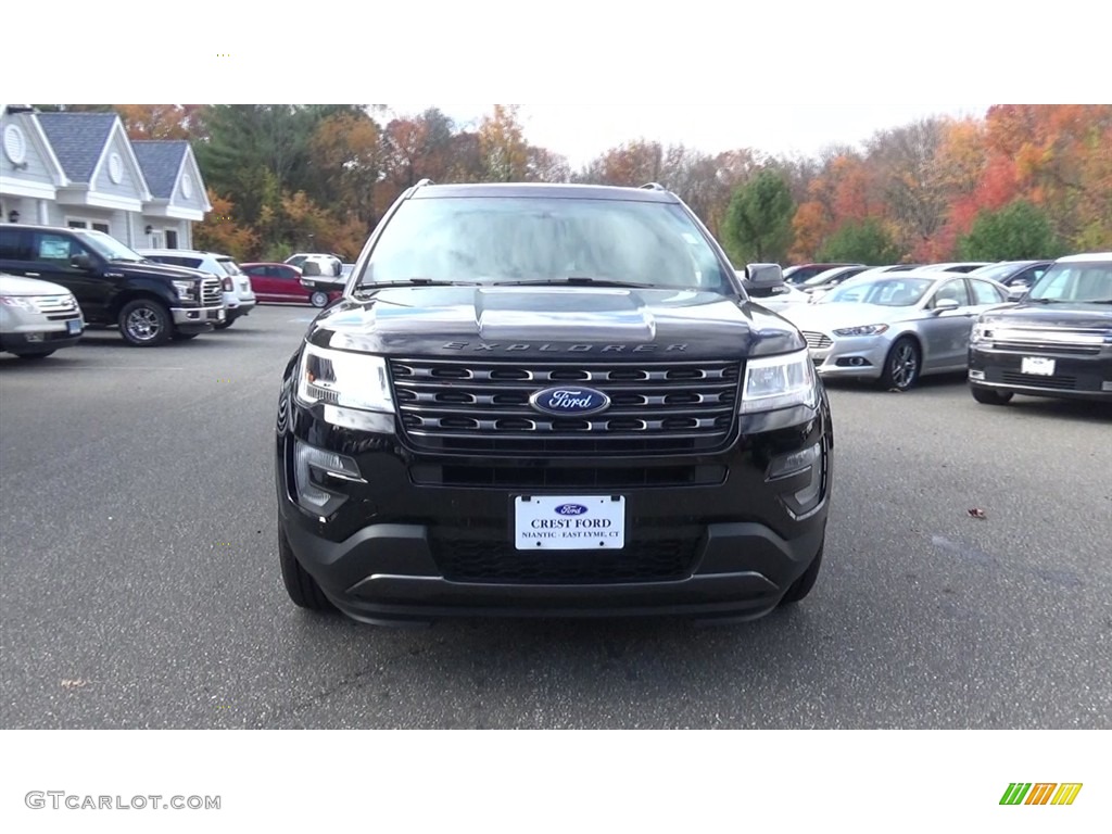 2017 Explorer XLT 4WD - Shadow Black / Ebony Black photo #2