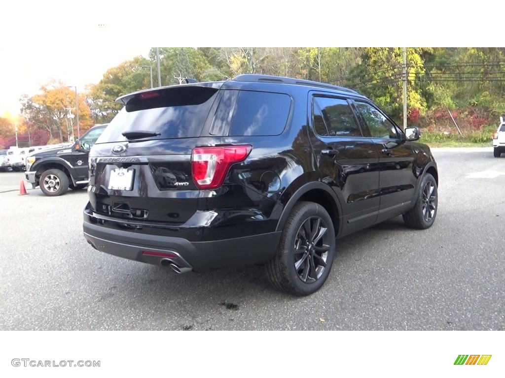 2017 Explorer XLT 4WD - Shadow Black / Ebony Black photo #7