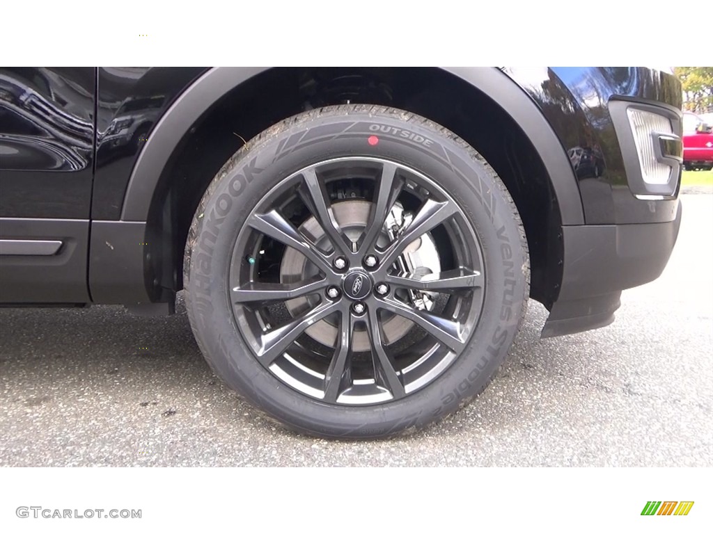 2017 Explorer XLT 4WD - Shadow Black / Ebony Black photo #28