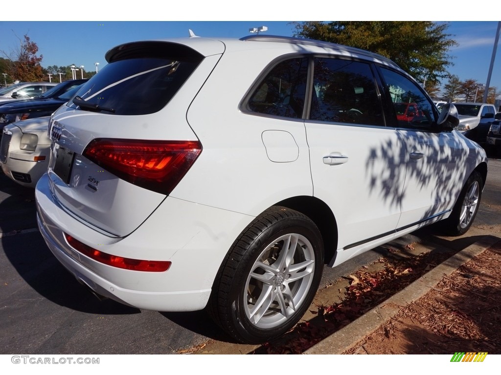 2015 Q5 2.0 TFSI Premium Plus quattro - Ibis White / Black photo #3
