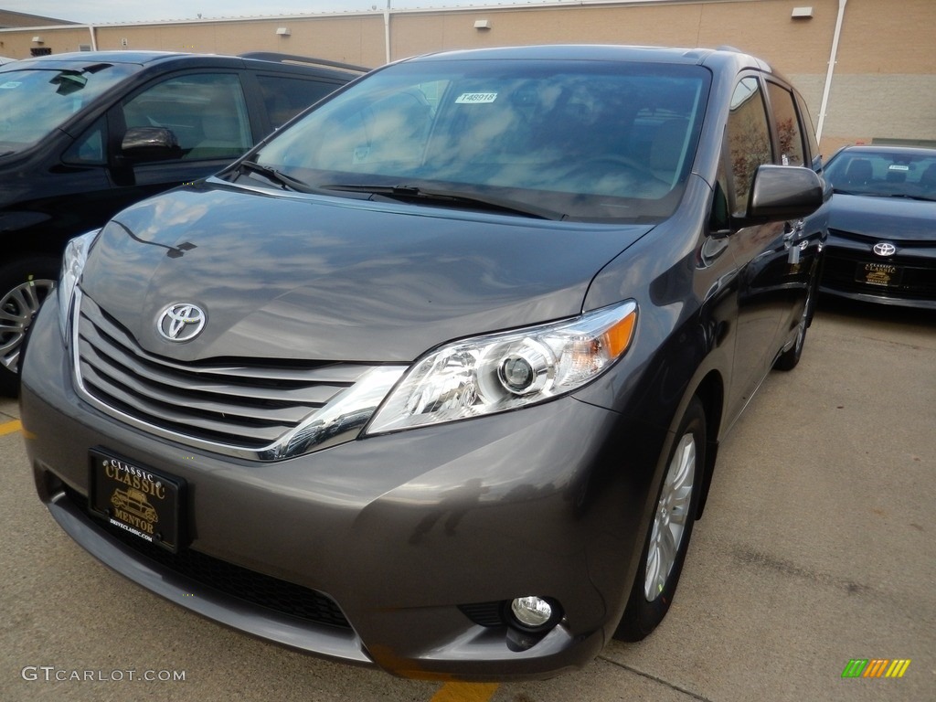 2017 Sienna XLE - Predawn Gray Mica / Ash photo #1