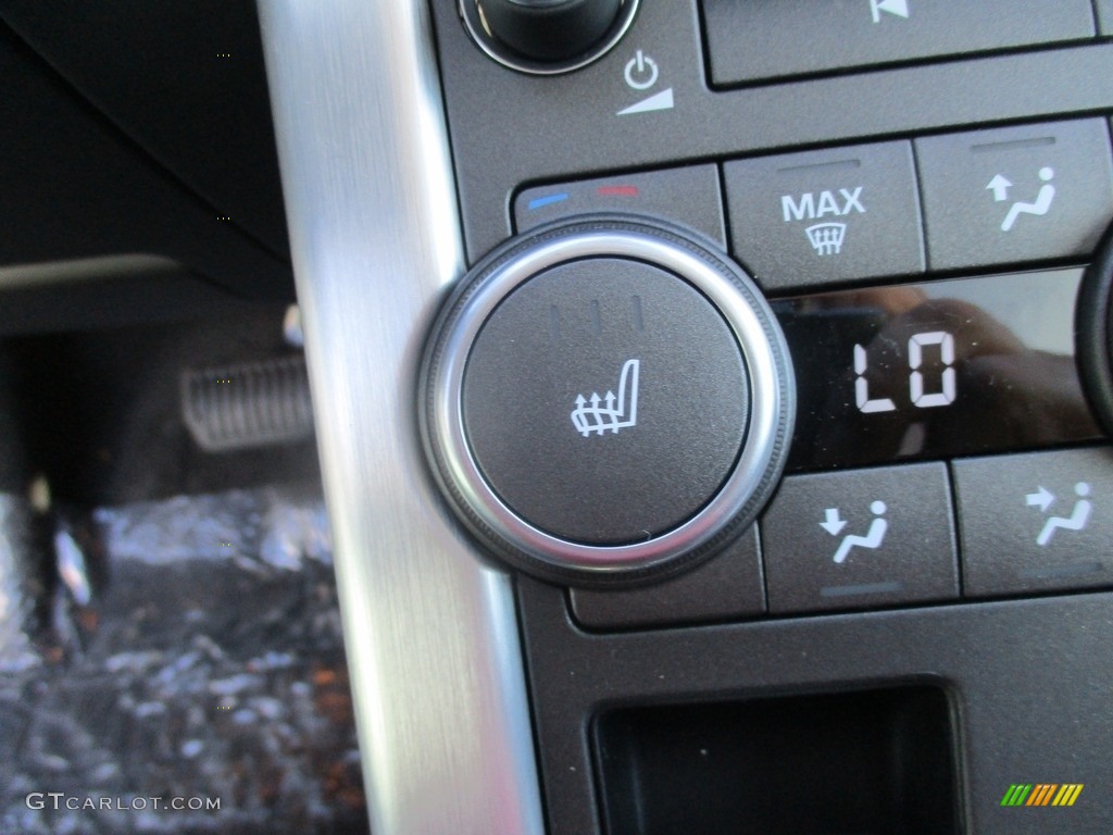 2017 Land Rover Range Rover Evoque SE Premium Controls Photo #116851980