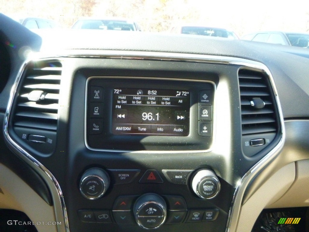 2017 Grand Cherokee Laredo E 4x4 - Bright White / Black/Light Frost Beige photo #16