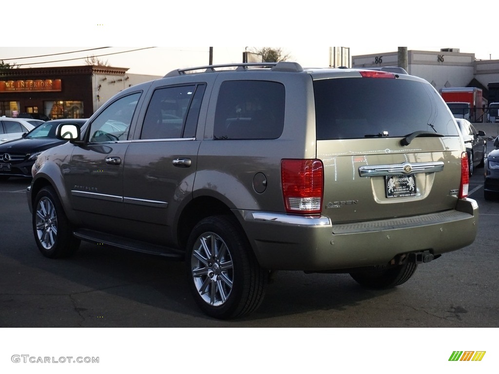 2007 Aspen Limited HEMI 4WD - Light Khaki Beige Metallic / Dark Slate Gray/Light Slate Gray photo #3