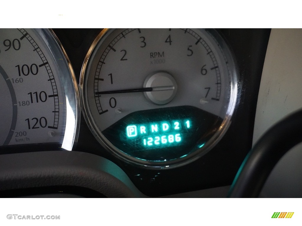 2007 Aspen Limited HEMI 4WD - Light Khaki Beige Metallic / Dark Slate Gray/Light Slate Gray photo #24