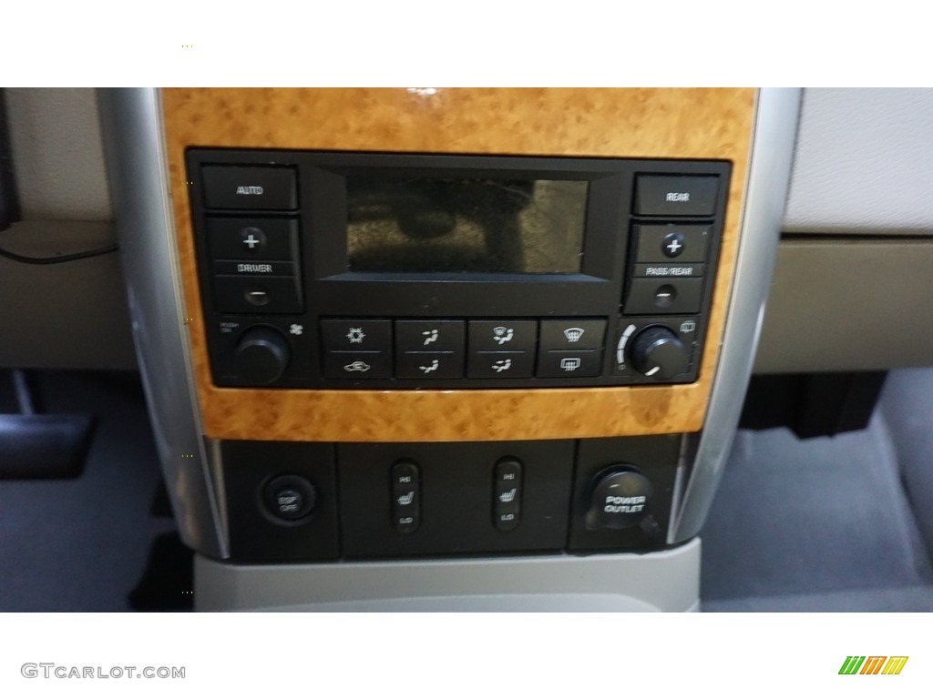 2007 Aspen Limited HEMI 4WD - Light Khaki Beige Metallic / Dark Slate Gray/Light Slate Gray photo #27