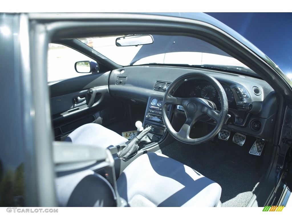 Black Interior 1990 Nissan Skyline GT-R Coupe Photo #116862840
