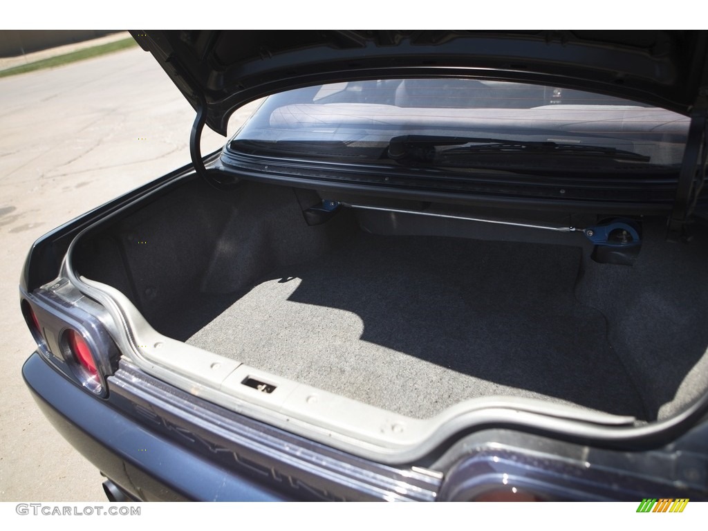 1990 Nissan Skyline GT-R Coupe Trunk Photos