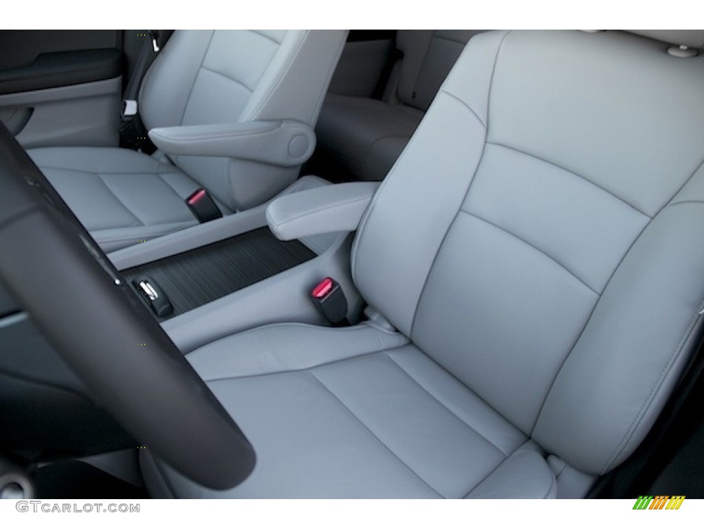 2016 Pilot EX-L - Crystal Black Pearl / Gray photo #11