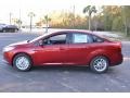 Ruby Red - Focus SE Sedan Photo No. 8