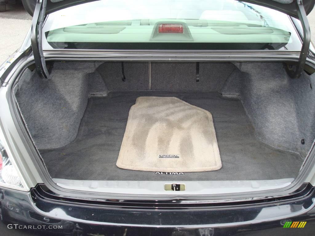 2006 Altima 2.5 S Special Edition - Super Black / Frost photo #16