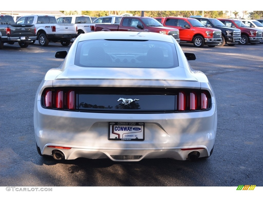 2017 Mustang Ecoboost Coupe - Oxford White / Ebony photo #4