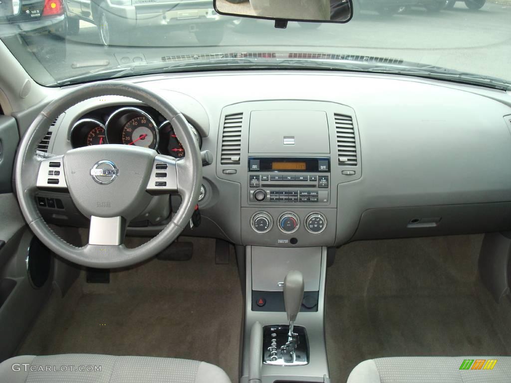 2006 Altima 2.5 S Special Edition - Super Black / Frost photo #21