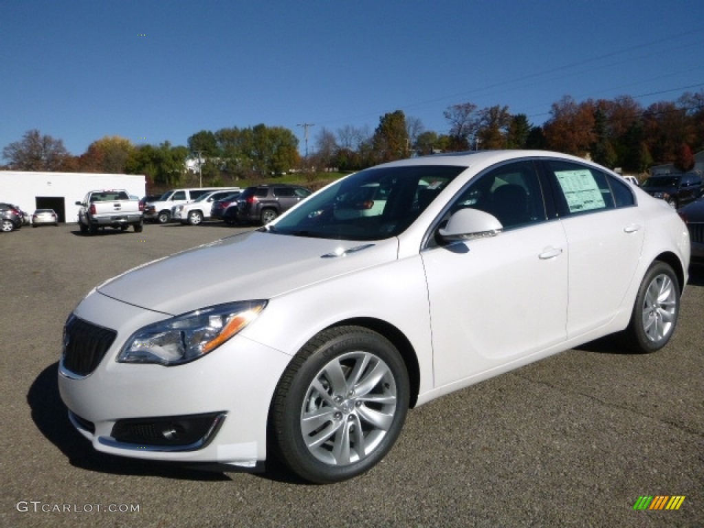 White Frost Tricoat 2017 Buick Regal AWD Exterior Photo #116867694