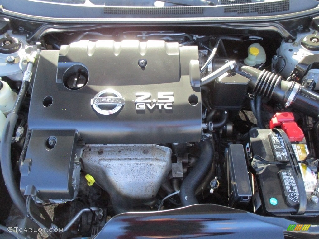 2003 Altima 2.5 S - Sheer Silver Metallic / Charcoal photo #47