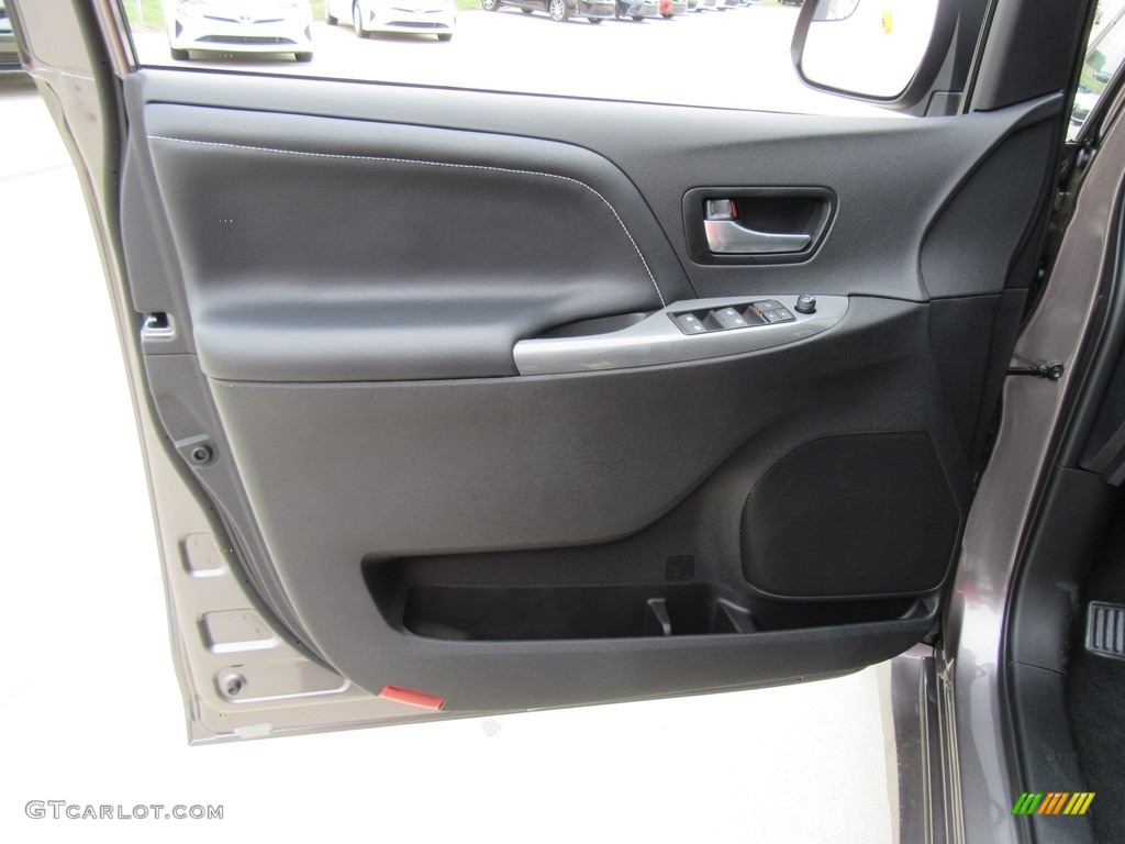2017 Toyota Sienna SE Black Door Panel Photo #116877035