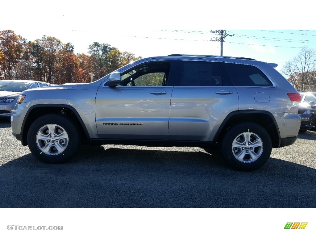 2017 Grand Cherokee Laredo E 4x4 - True Blue Pearl / Black photo #3