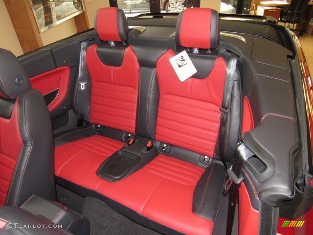 2017 Land Rover Range Rover Evoque Convertible HSE Dynamic Rear Seat Photo #116881778
