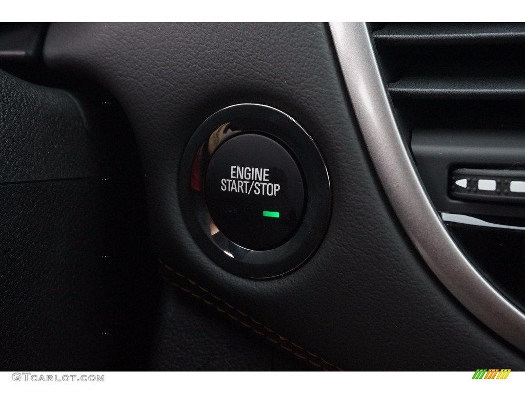 2017 Chevrolet Trax LT Controls Photos