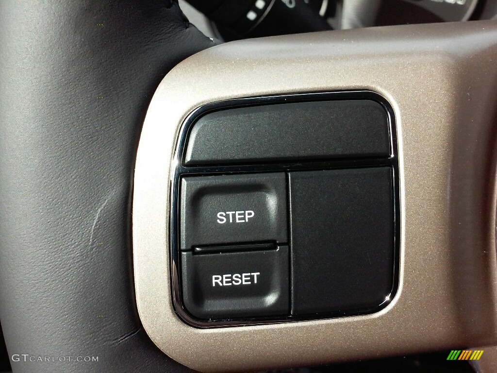 2017 Jeep Compass 75th Anniversary Edition Controls Photo #116884466