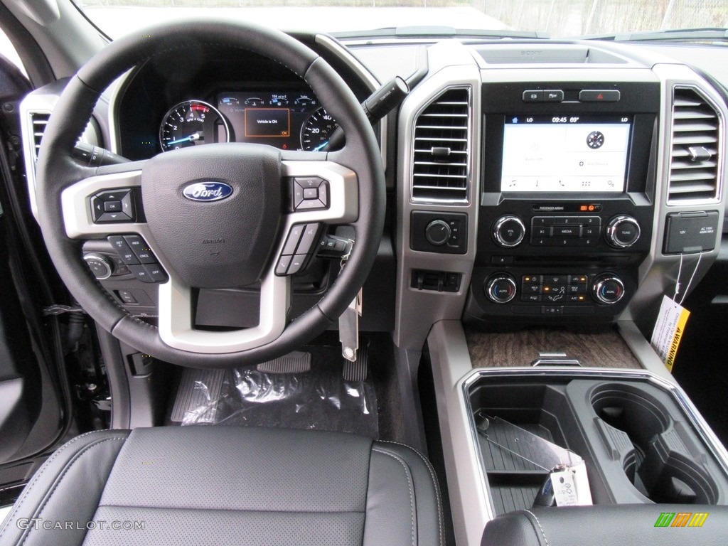2017 Ford F250 Super Duty Lariat Crew Cab 4x4 Black Dashboard Photo #116884790