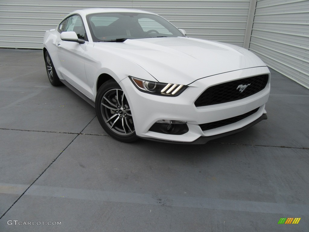 Oxford White Ford Mustang