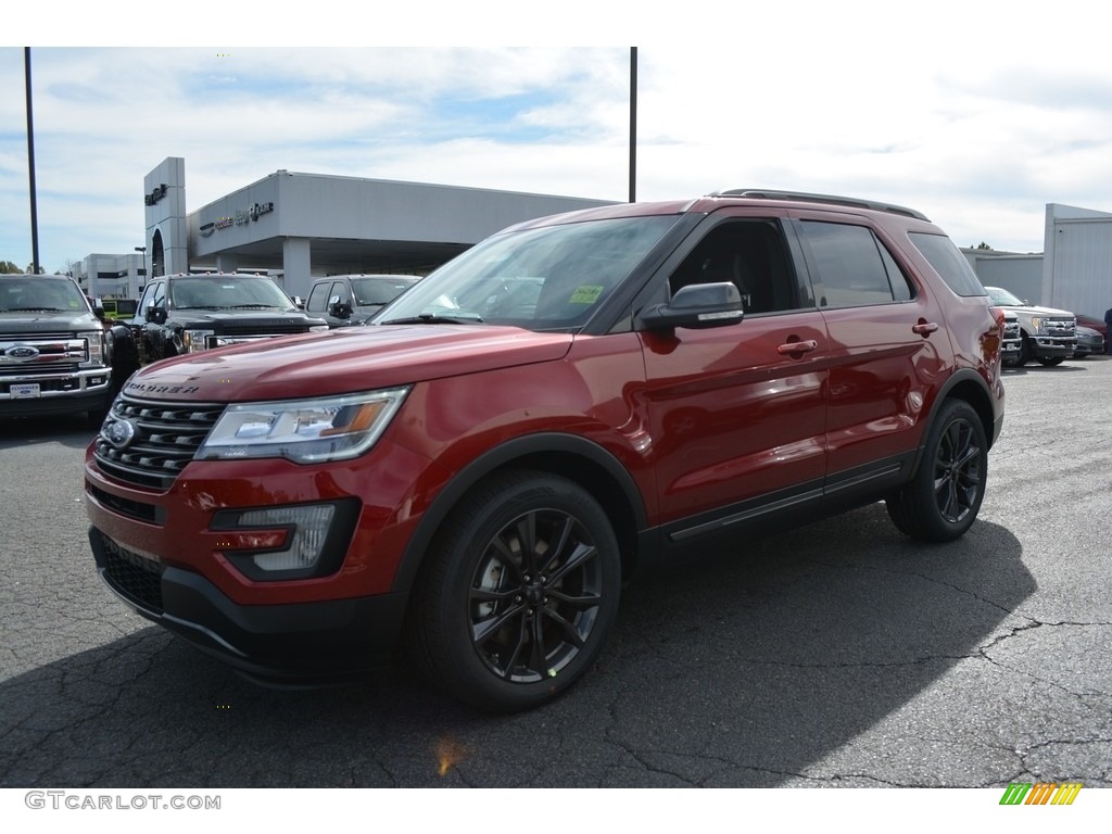 2017 Explorer XLT - Ruby Red / Ebony Black photo #3