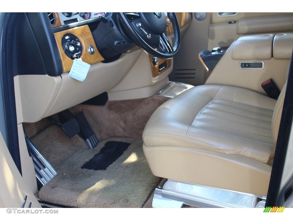 2004 Rolls-Royce Phantom Standard Phantom Model Front Seat Photo #116888342