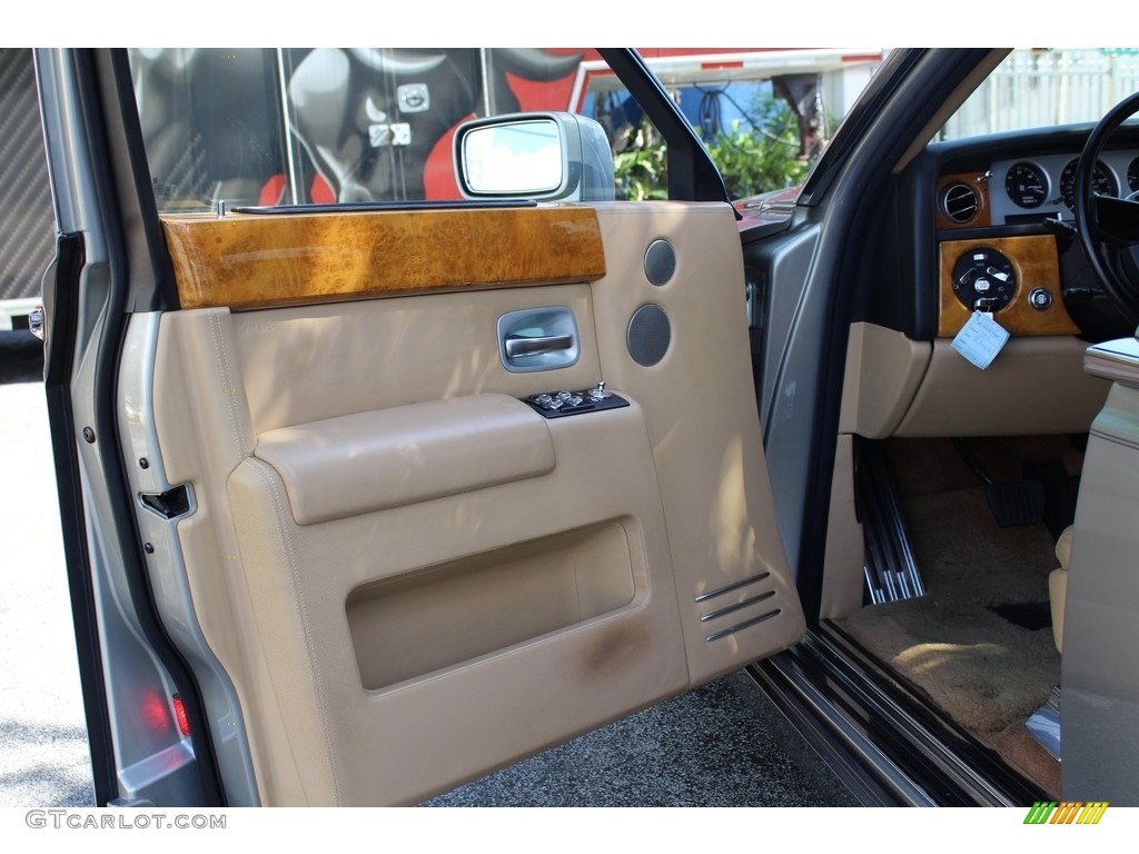 2004 Rolls-Royce Phantom Standard Phantom Model Moccasin/Black Door Panel Photo #116888369