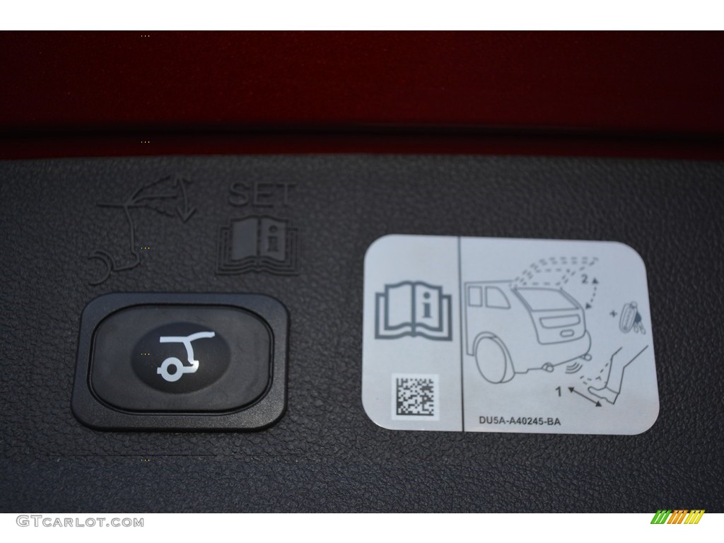 2017 Escape Titanium - Ruby Red / Charcoal Black photo #10