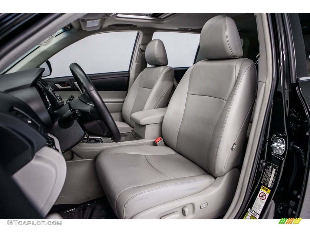 2013 Highlander SE - Black / Black photo #6