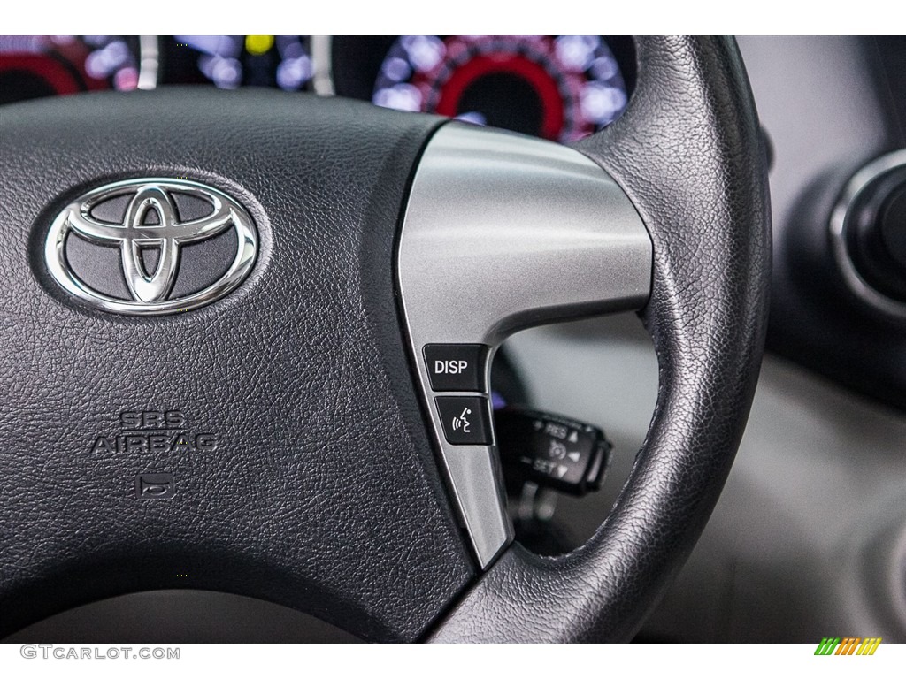 2013 Highlander SE - Black / Black photo #18