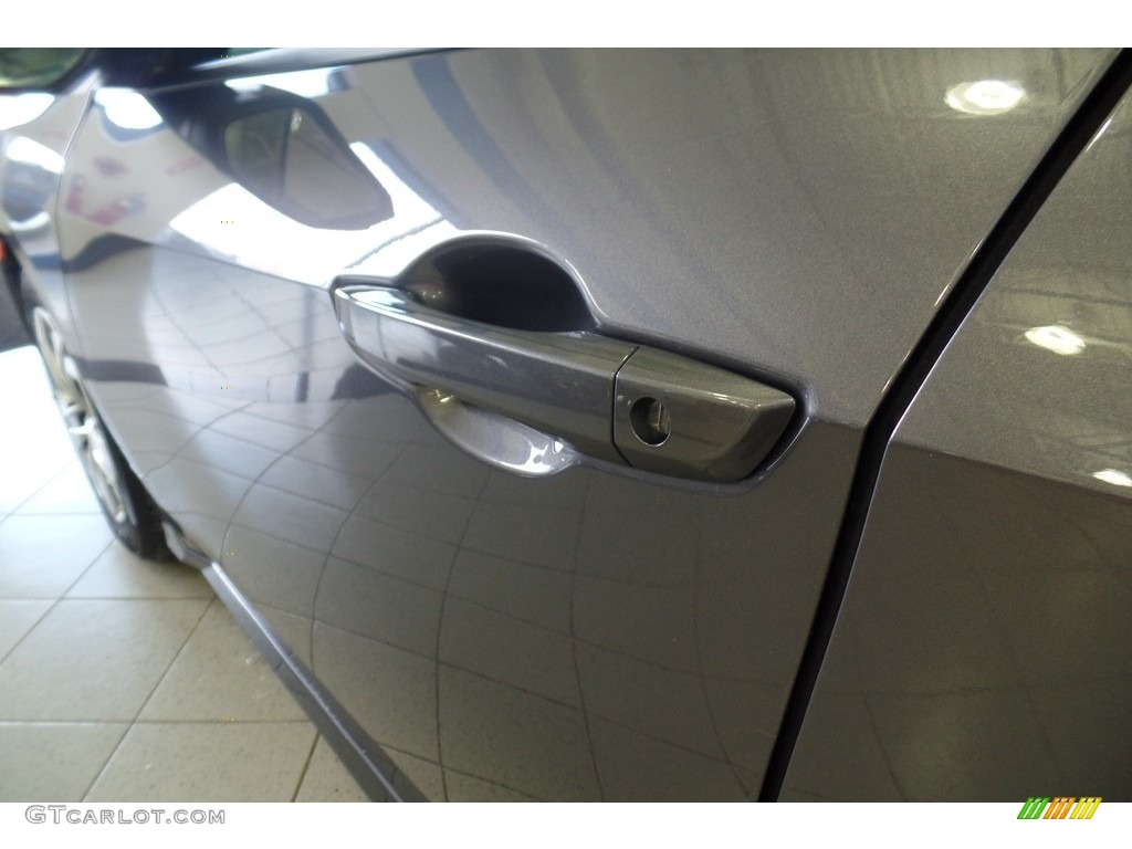 2017 Civic LX Sedan - Modern Steel Metallic / Black photo #10