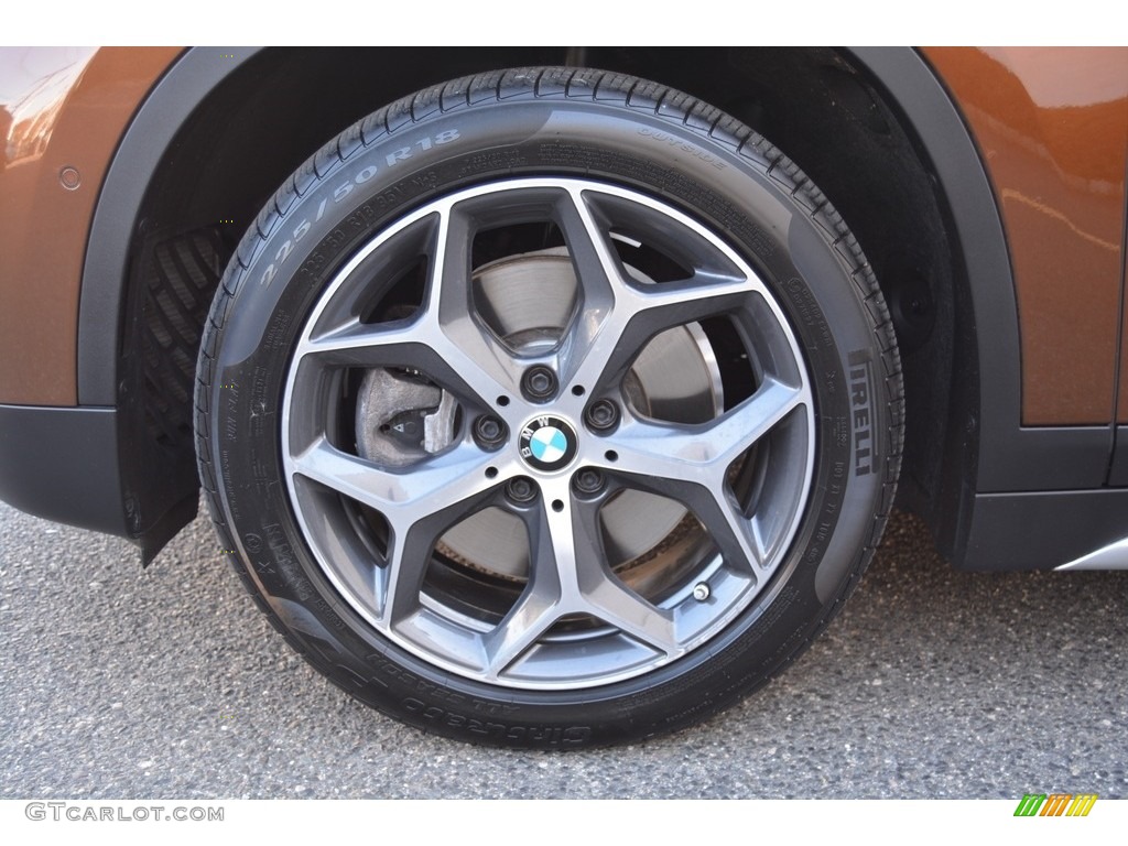 2016 X1 xDrive28i - Sparkling Brown Metallic / Black photo #32