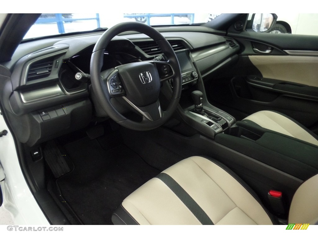 Black/Ivory Interior 2017 Honda Civic EX Hatchback Photo #116895629