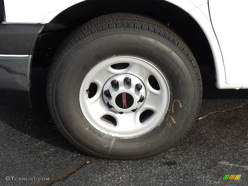 2017 GMC Savana Van 3500 Cargo Wheel Photo #116900183