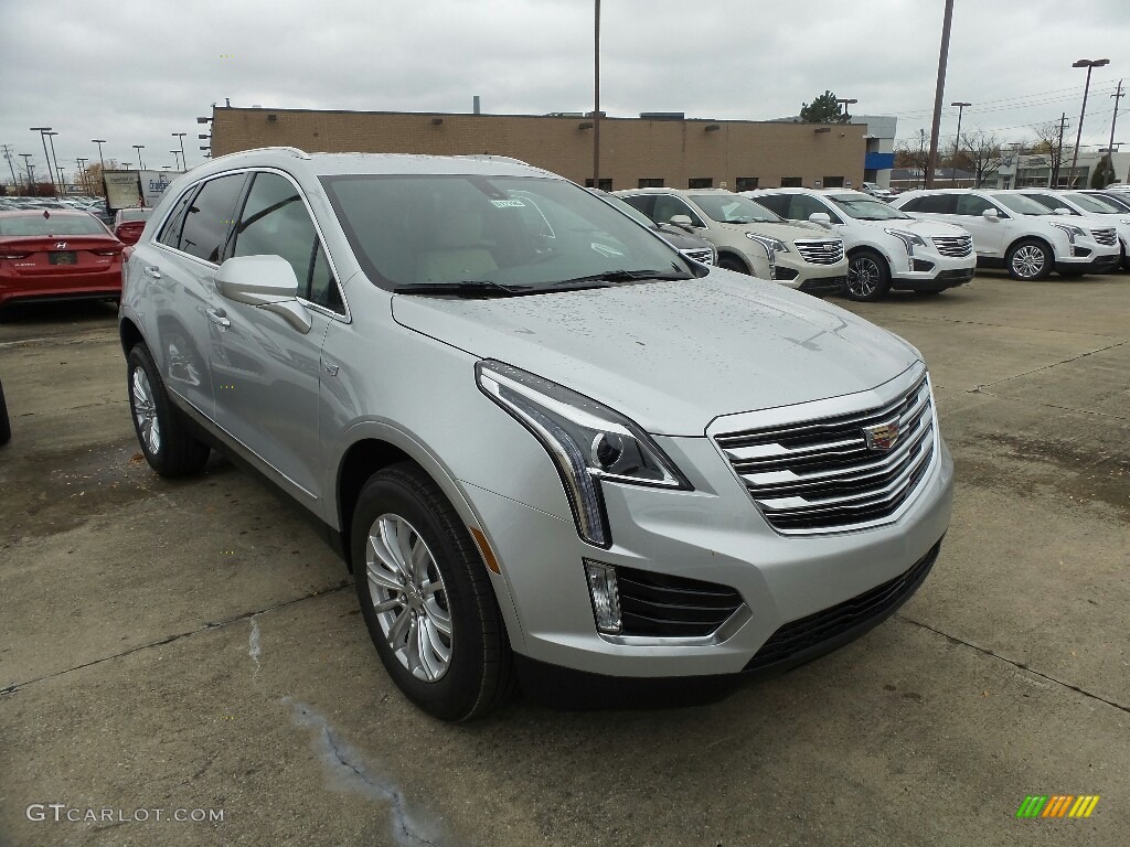 Radiant Silver Metallic 2017 Cadillac XT5 FWD Exterior Photo #116900447