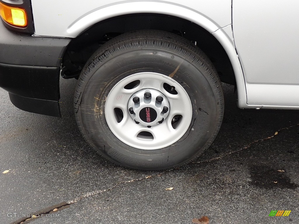 2017 GMC Savana Van 2500 Cargo Wheel Photos