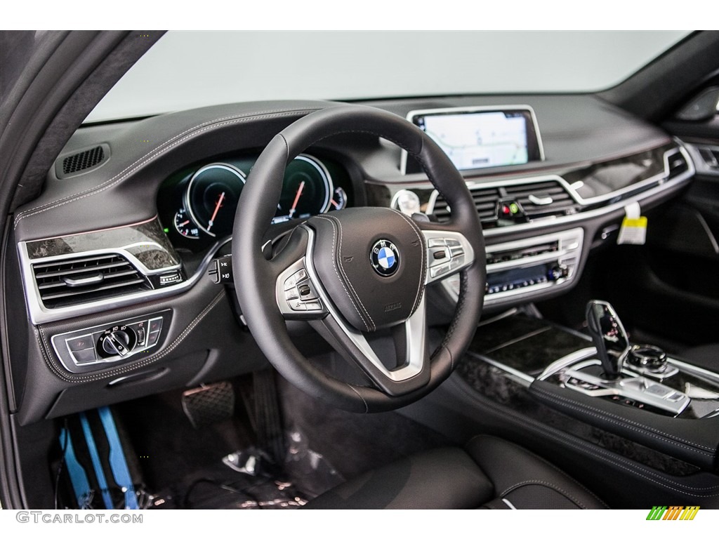 2017 BMW 7 Series 750i Sedan Black Dashboard Photo #116901368
